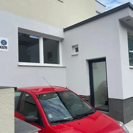 Komfortne Byvanie S Garazou Alebo Parkovanim