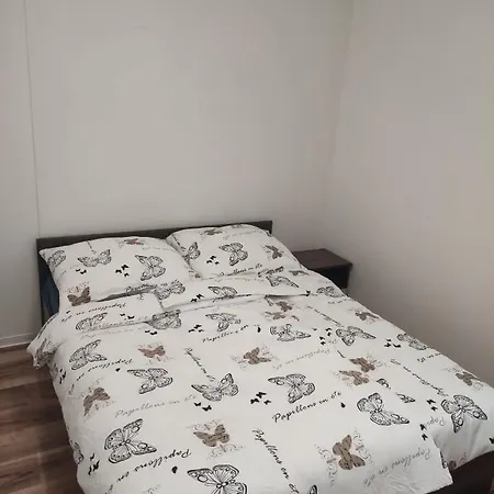 Appartement Komfortne Byvanie S Garazou Alebo Parkovanim Žilina