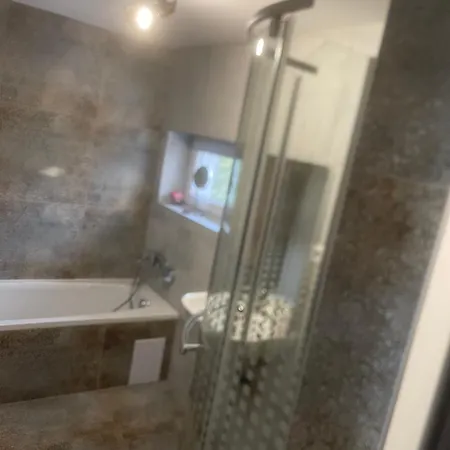 Komfortne Byvanie S Garazou Alebo Parkovanim * Žilina