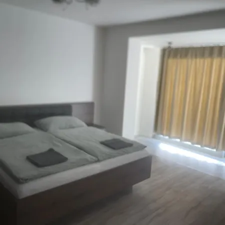 Appartement Komfortne Byvanie S Garazou Alebo Parkovanim