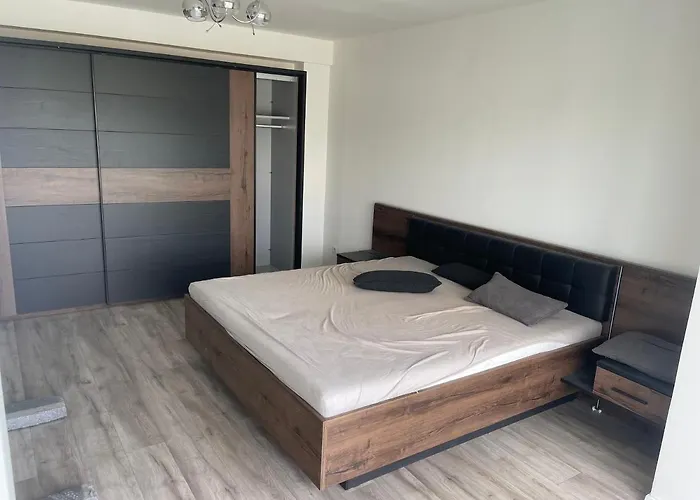 Komfortne Byvanie S Garazou Alebo Parkovanim アパート ジリナ