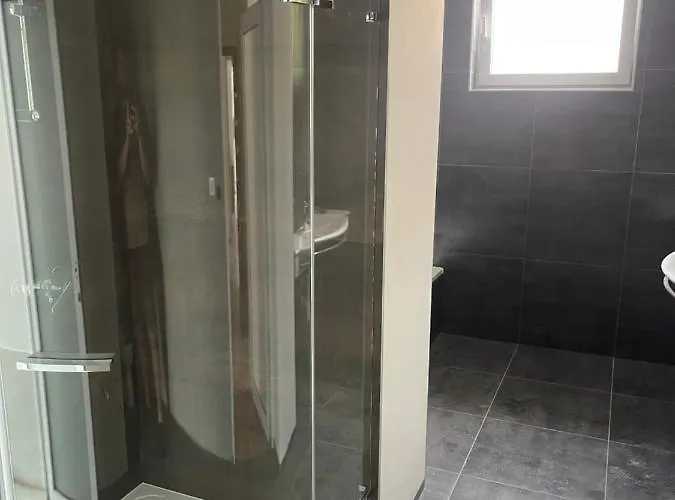 Komfortne Byvanie S Garazou Alebo Parkovanim