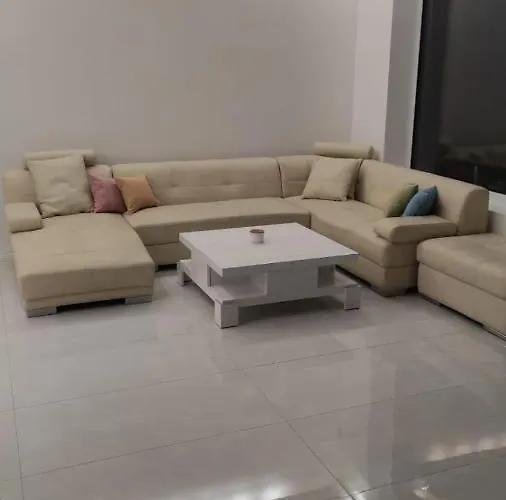 Komfortne Byvanie S Garazou Alebo Parkovanim *