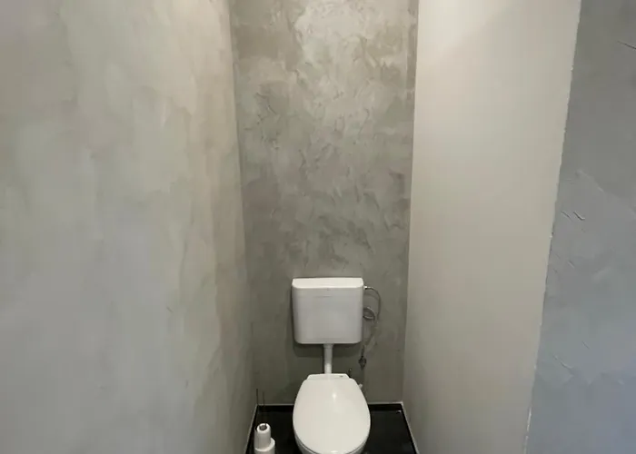 Komfortne Byvanie S Garazou Alebo Parkovanim * ジリナ