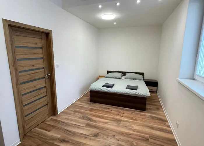 Komfortne Byvanie S Garazou Alebo Parkovanim *