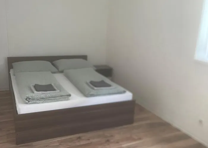 アパート Komfortne Byvanie S Garazou Alebo Parkovanim ジリナ